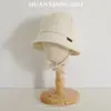 Chapéu de pescador simples para bebê de 1-3 anos outono e inverno novo chapéu de pescador de veludo de pele de veado chapéu de bebê para atividades ao ar livre estilo japonês e coreano B009