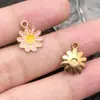 60 Pingentes de Flor de Liga Esmaltada para Joias DIY Mistas, Brincos de Flor de Cerejeira de Cinco Pétalas com Pérolas, Acessórios de Orelha, Pingentes de Colar