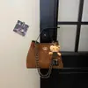 Bolso de Cadena de Diamantes para Mujer Gran Capacidad Nuevo Otoño e Invierno 2025 Bolso Cruzado Retro Esmerilado Bolso Tote para el Trabajo y el Viaje