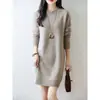 Nuevo Vestido Suéter Estilo Coreano Otoño/Invierno 2026 con Cuello Semi Alto, Jersey, de Longitud Media, Adecuado para Usar en Capas o como Ropa Exterior, Vestido de Punto