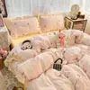 Juego de Cuatro Piezas de Algodón Lavado con Encaje de Grado Materno e Infantil Clase A, Juego de Ropa de Cama de Gasa de Doble Capa de Algodón Ins de Tres Piezas, Juego de Ropa de Cama de Cuatro Piezas para Primavera y Otoño