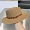 Sombrero de paja de copa plana para mujer, protección solar para la playa, lazo, sombrero pequeño de estilo francés, sesión de fotos, vacaciones, paja tejida, sombrero de sol sencillo y elegante