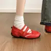 Tênis Esportivo Vermelho Rasteiro de Boca Larga para Mulheres 2026 Novo Estilo Primavera e Verão Versátil Casual Sapatos Mary Jane Que Combinam com Saias