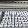 Processamento de impressão UV para bolas de competição e bolas de treino de golfe. Bolas de equipamento de golfe com padrões impressos em UV de alta precisão