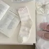 Calcetines Florales Rosas para Mujer, Calcetines Holgados Rayados Sin Costuras de Primavera y Verano, Versátiles Calcetines Dulces de Botón a Media Pantorrilla, Adecuados para Todas las Estaciones