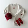 Ropa nueva de otoño para niños estilo Joker coreano, sudadera casual cómoda con letras de amor, pantalones de sudadera, traje deportivo