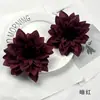 Estilo Sencillo Dahlia con Núcleo de Lana DIY Tela de Seda Flor Artificial Pasador Material Flor de Boda para Pared Arreglo Accesorios de Fotografía