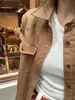 Camisa Sencilla de Manga Larga con Hombrera Estilo Old Money para Mujer Primavera y Otoño Diseño de Alta Gama Sentido Retro Temperamento Delgado Top Versátil