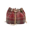 Bolso Retro a Cuadros de Gran Capacidad para el Trabajo Diario, Nuevo Estilo Otoño 2026, Versión Coreana de Lana, Bolso de Hombro de Alto Valor para Mujer