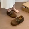 Zapatos tipo mula de suela gruesa, que aumentan la altura, de uso bidireccional para mujer, nuevo estilo de moda 2026 con hebilla de cinturón, zapatos bajos de una sola pieza para mujer