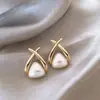 Pendientes Vintage Estilo Francés con Ojo de Gato Incrustado de Diamantes y Perlas, Pendientes de Lujo Ligero de Gama Alta, Exquisitos y Modernos Accesorios para Orejas Versátiles al por Mayor