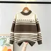 Suéter al por mayor suéter infantil mediano y grande para niños 2026 otoño e invierno nuevo estilo engrosado cálido suéter de punto suéter de lana para niños