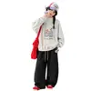 Conjunto de otoño para niña 2026 nuevo sudadera de moda estilo coreano con media cremallera y cuello alto y pantalones deportivos casuales para primavera y otoño