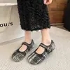 Nuevos zapatos Mary Jane de estilo francés con suela blanda para mujer, moda de noche, zapatos slip-on de terciopelo de nicho para otoño e invierno 2026