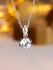 Collar Clásico Solitario de Seis Garras para Mujer, Colgante Sencillo de Circonita Redonda, Lujo Ligero Versátil para el Trabajo, Cadena para Clavícula
