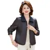 Chaqueta de cuero con solapa para mujer, estilo corto de primavera y otoño, talla petite, top de chaqueta de cuero PU de moda para mujeres de mediana edad y mayores