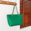 Bolso grande de gran capacidad para mujer 2023 nuevo bolso de hombro bandolera de estilo coreano moderno que combina con todo bolso de cadena rómbico bolso tote