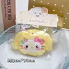 Pequeños regalos de fiesta empaquetados individualmente, lindos colgantes de peluche, muñecos de dibujos animados, muñecos para lanzar en bodas, recuerdos de fiesta y decoraciones colgantes