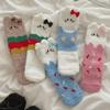 Calcetines de Terciopelo Coral Otoño e Invierno Nuevos Engrosados Dibujos Animados Combinación de Colores Gato Caña Media Calcetines para Mujer Calcetines para el Suelo del Hogar Calcetines para Dormir Transfronterizo
