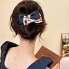 Grampo de Cabelo para Mulheres com Acabamento de Luxo, Presilha Bico de Pato para a Parte de Trás da Cabeça, Grampo de Cabelo, Presilha Garra Doce e Delicada para Penteado, Acessório de Cabelo Feminino, Ornamento de Cabelo