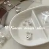 Pendientes Frescos y Discretos de Dongdaemun, Corea, Plata de Ley S925, Pendientes de Perla Natural que se Pueden Usar por Ambos Lados, Estilo Simple y Elegante