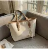 Bolso tote grande de mujer nuevo estilo vintage, bolso de hombro elegante y moderno, bolso versátil para debajo del brazo de cuero PU para mujer