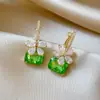 Agujas de Plata de Ley s925 Moda Elegante Cristales Verdes Muy Brillantes Pedrería Flor Cierres de Pendiente para Mujer Personalidad Exagerada Puños de Oreja Únicos para Mujer