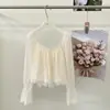 Ruoxin, gracias. Blusa corta babydoll de otoño suave para mujer con ribete de encaje, cuello cuadrado, mangas largas acampanadas y tela de gasa