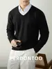 Suéter de Punto Minimalista Versátil con Cuello en V para Hombre, Lana de Oveja y Modal de Gama Alta, Otoño 2026