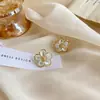 Brincos da Moda Estilo Coreano Mais Vendidos Novo Modelo Brincos Femininos Simples e Elegantes Versáteis Tiktok Mesmo Estilo Tarraxas Atacado