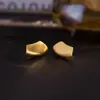 Pendientes Únicos de Diseñador de Metal Cepillado Mate para Mujer, Pendientes Llamativos Creativos para el Lóbulo de la Oreja con un Ambiente de Alta Gama Otoño e Invierno