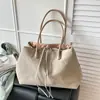 Elegante Bolso Casual de Color Sólido para Mujer 2026 Nuevo Modelo Bolso de Mano Bolso de Hombro de Gran Capacidad Bolso Tote Versátil para el Trabajo