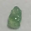 Pingente Pequeno de Calcedônia Brasileira Natural Deus da Riqueza Calcedônia Verde Ágata Jade Pingente Pequeno Fornecimento Ao Vivo Presente Atacado