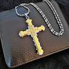 Caballero Oscuro con colgante de cruz de comercio exterior para hombre, colgante de cruz de acero inoxidable dorado negro al por mayor