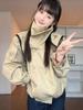Chamarra Corta Color Caqui Muy Bonita con Cuello Alto para Mujer Otoño 2025 Nuevo Estilo Coreano Casual Estilo Británico Chaqueta de Doble Botonadura