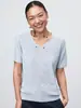 Top Slimming Loose de Malha com Gola V de Manga Curta <Noble 52s Linen> Integrado Sem Costura Camiseta Fina Feminina Verão