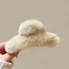 Novo Presilha de Garra de Pelúcia 2025 para Mulheres, Presilha Tubarão de Alta Qualidade, Grampo Grande na Cor Café, Presilha Versátil para a Parte de Trás da Cabeça, Acessório de Cabelo