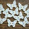 Botones de resina de flor rosa de mariposa vintage lindos para ropa, accesorios para el cabello, prendas de vestir, zapatos, calcetines, decoraciones de pulsera, accesorios