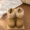 Sapatos Casuais Retro de Pelúcia Bege com Solado Grosso Femininos 2026 Novo Inverno Aumentadores de Altura Quentes para Exterior com Pelo Algodão de Neve