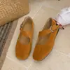 Sapatos Mary Jane retrô com estampa de leopardo estilo francês para mulheres, novos sapatos baixos para o outono de 2026 com tira de fivela única, sapatilhas