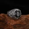Anel de moda Yanyu, estilo masculino, anel de pedra preta esculpido à mão, ajustável, joia vintage, direto do fabricante
