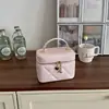 Mini bolso de mano transfronterizo para mujer 2026 nuevo bolso cruzado casual versátil bolso de mano acolchado con cadena bolso tipo caja