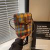Bolso Cuadros Pequeño de Moda Tendencia de Este Año para Mujer 2026 Nuevo Estilo Elegante Simple Bolso de Hombro Bolso Cruzado para Teléfono de Celebridad de Internet