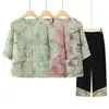 Conjunto de atuendo de verano para madre, ropa para mujeres mayores, camisa de seda helada de manga tres cuartos, top versátil estilo Tang bordado para abuela