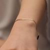 Pulsera europea y americana transfronteriza de nueva tendencia creativa, cadena de aleación con hoja, cadena plana de hueso de serpiente, pulsera simple y corta