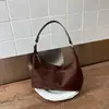 Bolso de hombro de gamuza moderno y único, bolso simple para debajo del brazo, moda retro, bolso cruzado versátil para el día a día