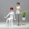 Adereços Modelo Corpo Inteiro Manequim Feminino para Loja de Roupas Vitrine Manequim com Postura Sentada Galvanoplastia Cabeça de Bola Criativa Manequim Meio Corpo