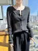 Cardigan de Cashmere de Alta Qualidade 2026 Outono e Inverno Novo Estilo Feminino Gola Redonda Base Canelada Ajuste ao Corpo Casaco Elegante e Delicado