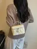 Bolsas de mano para mujer transfronterizas, nuevo estilo otoño 2026, bolso acolchado con cadena inspirado en Chanel, bolso de mano moderno y a la moda, bolso de hombro, bolso cruzado
