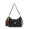 2026 Nueva Bolsa de Hombro con Cadena de Rejilla de Diamantes para Mujer Bolso de Hombro Retro Pequeño Estilo Chanel Piel Suave Versátil para Viajes Diarios Bolso Cruzado